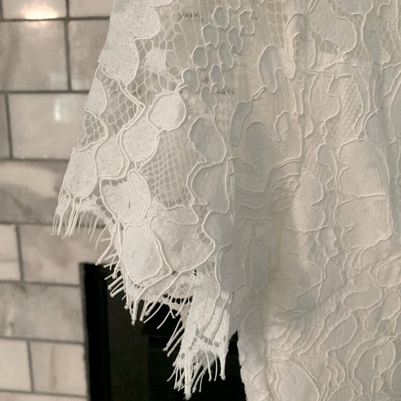 White lace dress - Picture 5 of 6